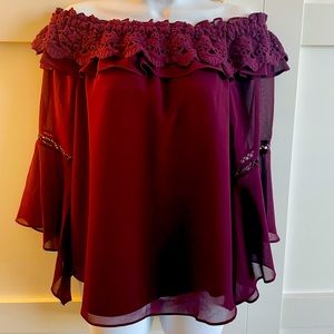 White House black market / off the shoulder / XSP